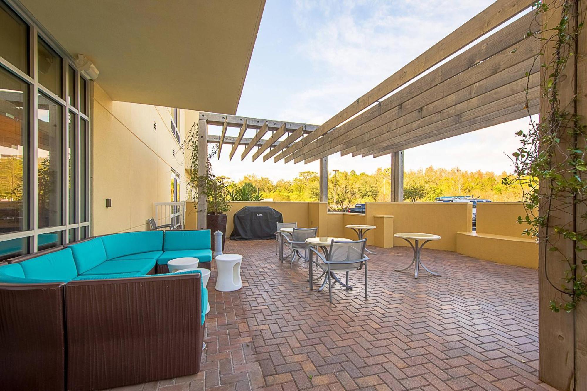 Springhill Suites Tampa North/Tampa Palms Exterior photo