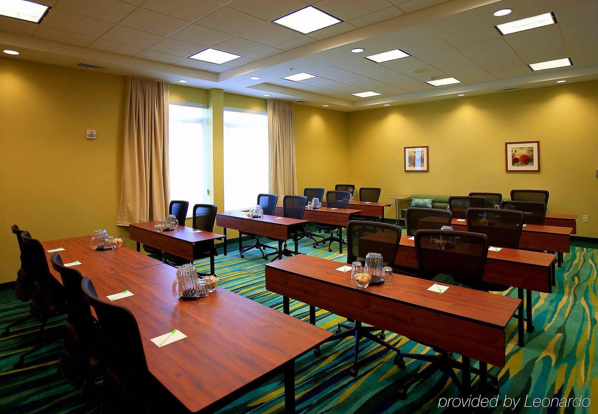Springhill Suites Tampa North/Tampa Palms Exterior photo